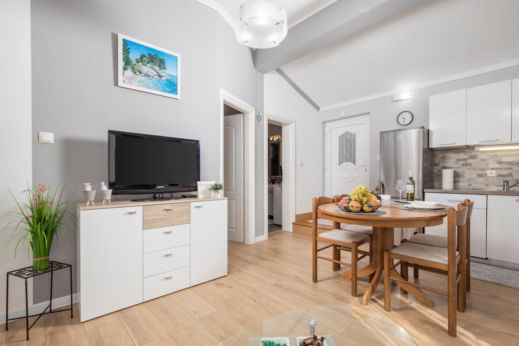 Apartman Slavica Fiume Esterno foto